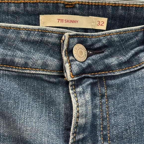 Levi’s 711 Skinny High Rise 32 X 30 - Picture 4 of 7